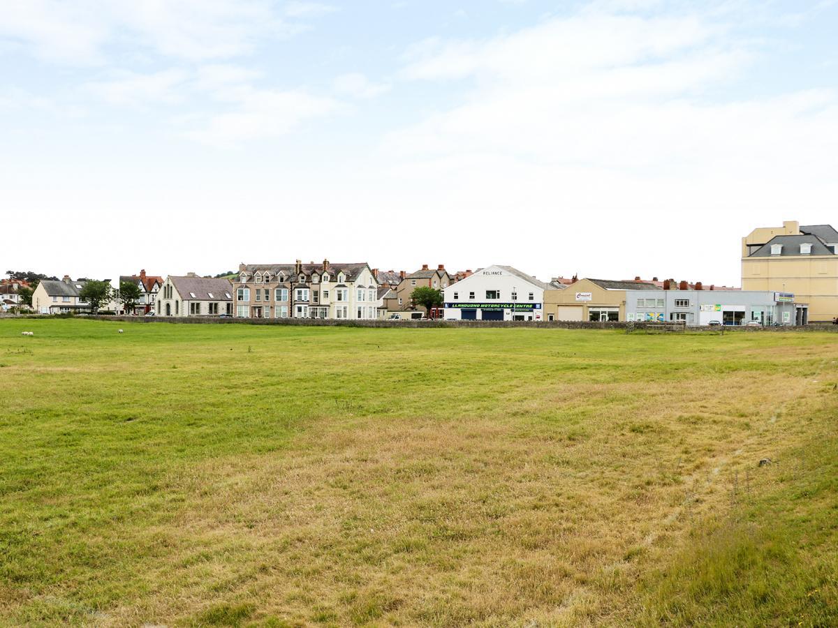 Little Orme View Apartamento Llandudno Exterior foto